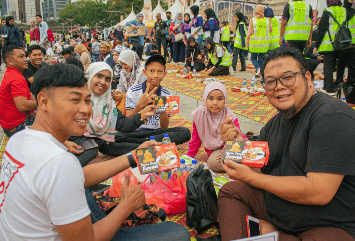Catering-Matrock-Ayam-Goreng-Kunyit-by-My-Ekosistem-Orang-Ramai.png